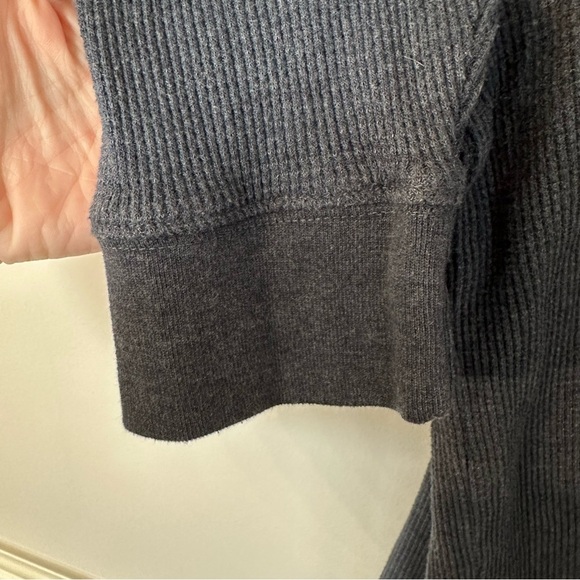 Abercrombie & Fitch Men’s Long Sleeve Dark Grey Waffle Knit Sweater Sz XXL GUC - Picture 7 of 8